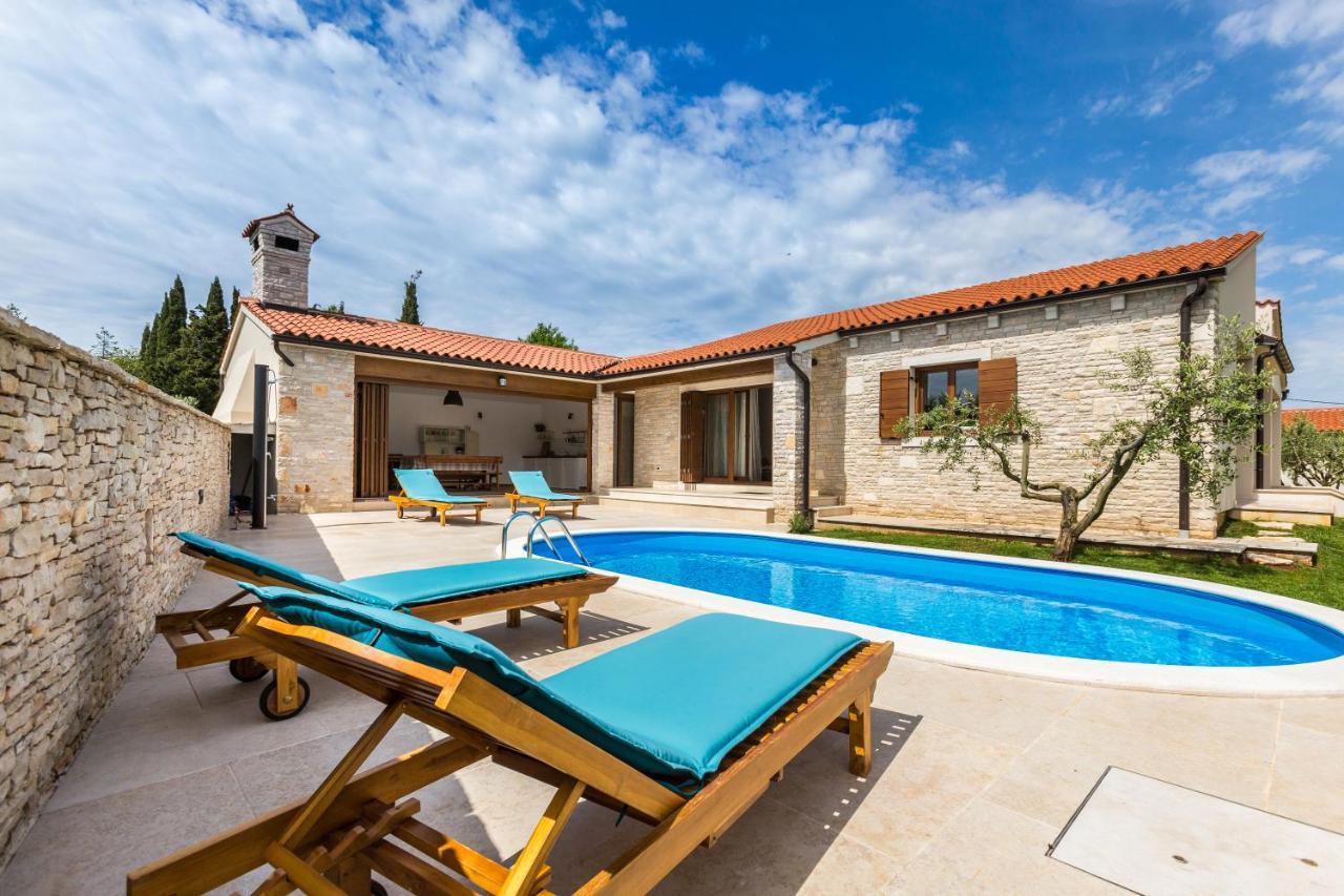 Villa Vignola Kavran Luaran gambar